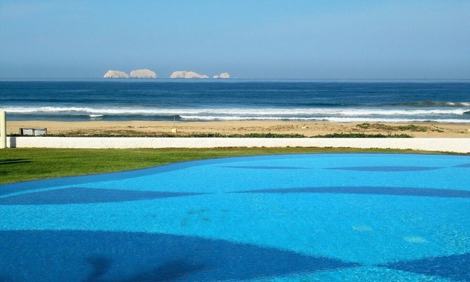 Ixtapa - Zihuatanejo Villa | Beautiful beachfront home, infinity pool on spectacular Pacific Ocean bay.
