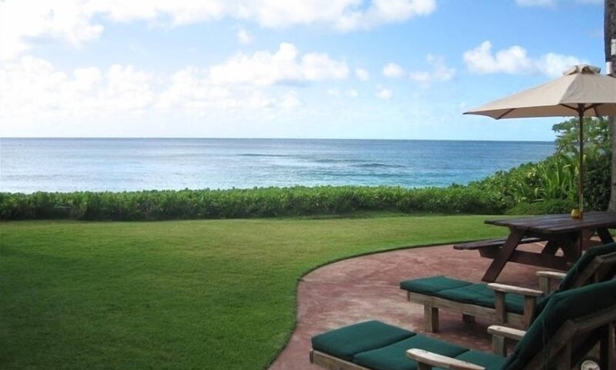 Pupukea House | Beautiful "Beachfront" House on the Beach at Sunset Beach Paradise on the Beach