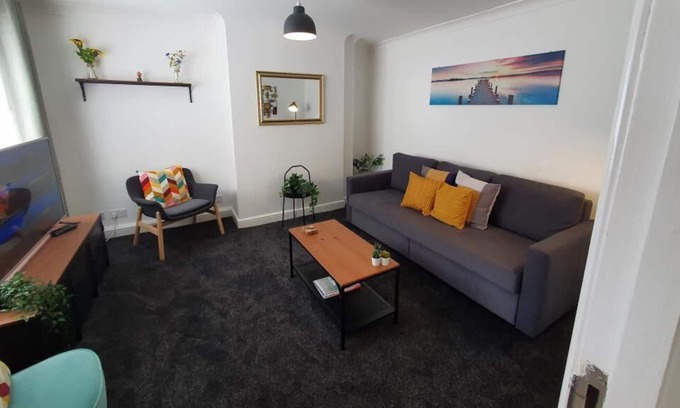 Bedlington House | Beautiful Bedlington 3 Bedroom House with Garden