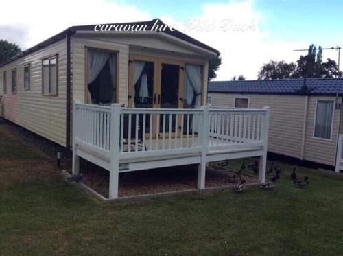 Belton Other | Beautiful caravan Haven wild duck belton norfolk