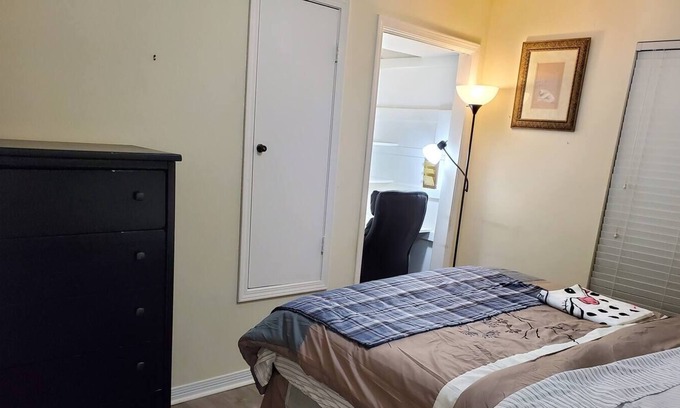 Northeast Pensacola House | Beautiful & Comfortable Pensacola Escape Bedroom#3