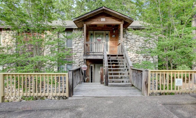 Mount Ida Condo | Beautiful Condo in Mountain Harbor/Lake Ouachita