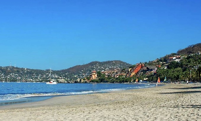 Playa Las Gatas House | Beautiful Condo With Gorgeous Ocean View 5 Min Walk from the best beach in Zihua