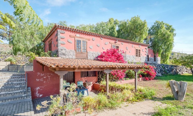 El Madronal House | Beautiful Cottage “La Casita del Rincón” with Sea View, Mountain View, Wi-Fi