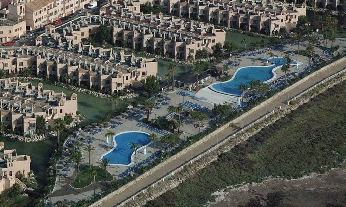 Centro Comercial Bahia Sur Apartment | BEAUTIFUL DUPLEX IN THE COMPLEX OF BAHIA SUR IN CADIZ