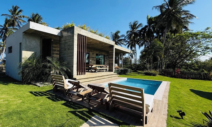 Cabrera House | Beautiful Eco Lodge house near the beach