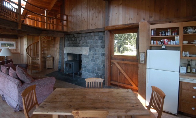 Lagunitas-Forest Knolls Cabin | Beautiful End of the Road Cabin on Top of Ridge - Pet Friendly