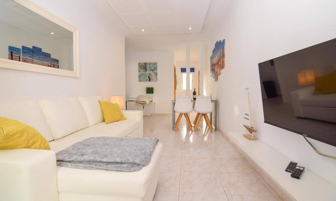 Colonia de Sant Pere Apartment | Beautiful apartment 50 meters from the beach