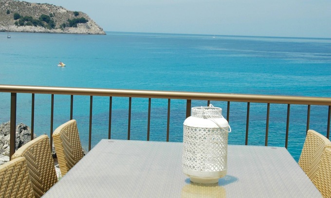 Cala Ratjada Apartment | Beautiful family apartment right by the sea in Cala Agulla