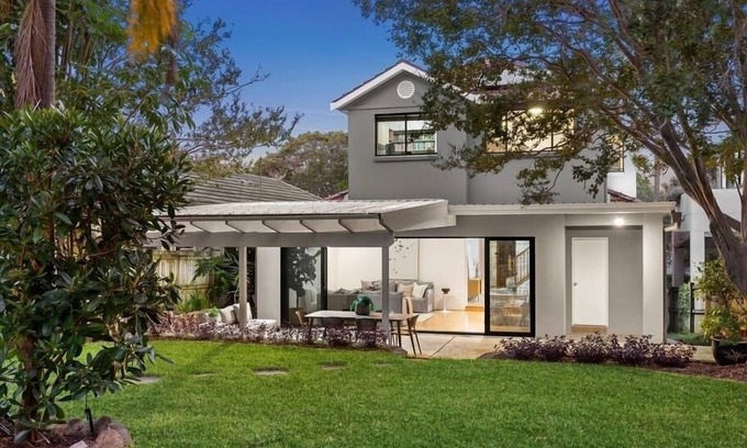 Seaforth House | Beautiful Family home near beaches, bushland and harbour.