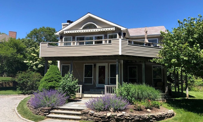 Montauk House | Beautiful Hither Hills Area - Walk to Ocean - Great Off-Season Rates