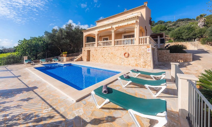 S Horta House | Beautiful Holiday Home Sera Vela with Mountain View, Sea View, Wi-Fi, Garden, Pool & Terraces