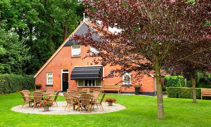 Losser House | Beautiful holiday home with hot tub