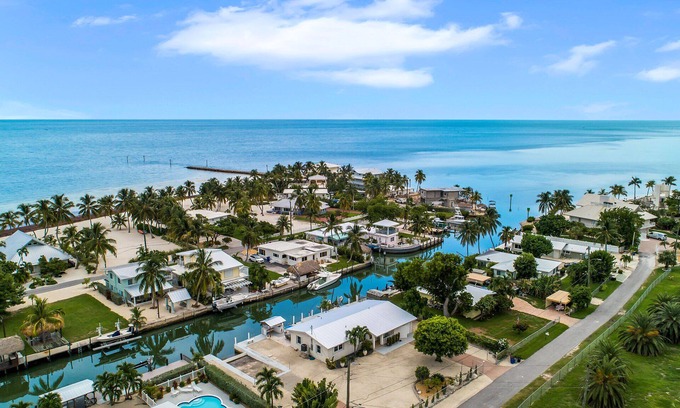 Florida Keys House | Beautiful Home in a Great Neighborhood with Ocean Access and Boat Ramp on Property
