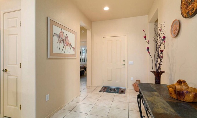 Surprise House | BEAUTIFUL HOME IN THE GRAND IN SURPRISE, BACKYARD OASIS
