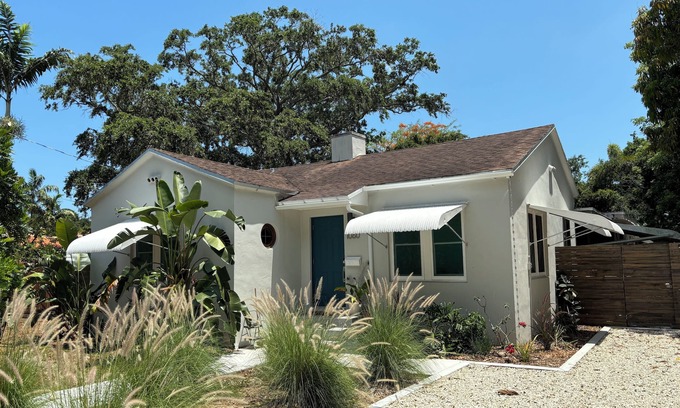 Biscayne Park House | Beautiful Home in the Lush and Charming Neighborhood of Biscayne Park