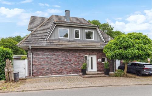 Diedrichshagen House | Beautiful Home In Warnemünde With Kitchen