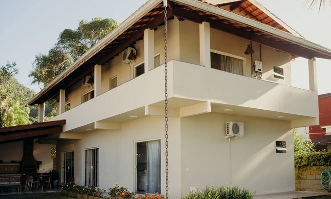 Praia da Enseada House | Beautiful house of high standard, for rest and leisure