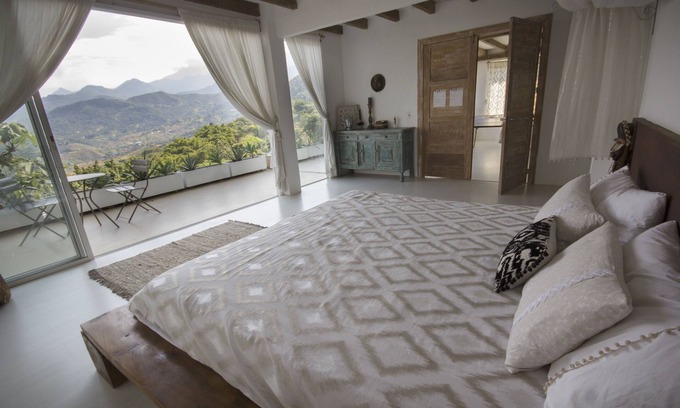 Cali House | BEAUTIFUL HOUSE,POOL,NATURE,only at 10 mn to town.