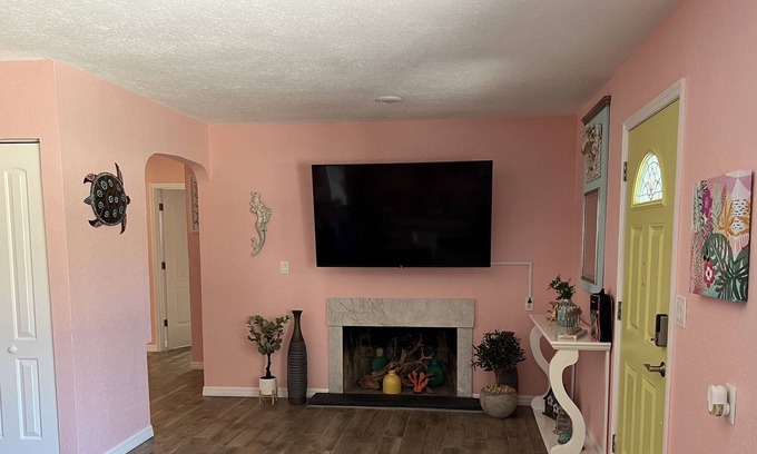 Yankeetown House | Beautiful House w/boat slip on canal - 15 min from Gulf