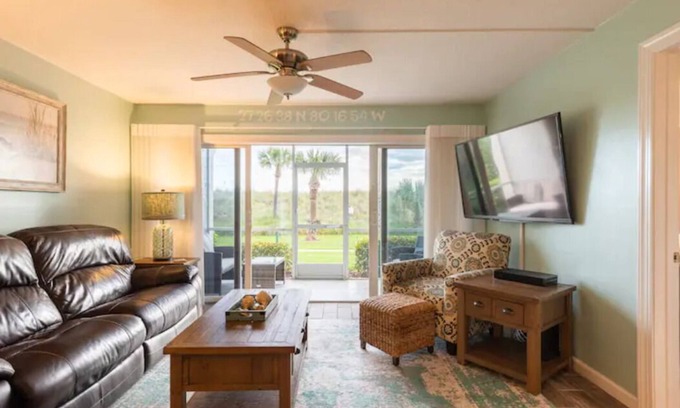 Fort Pierce House | Beautiful Hutchinson Island Condo - Steps to Ocean