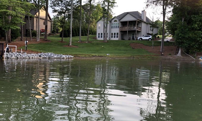 Denver House | Beautiful Lake Front Home-2 Full Kitchens
