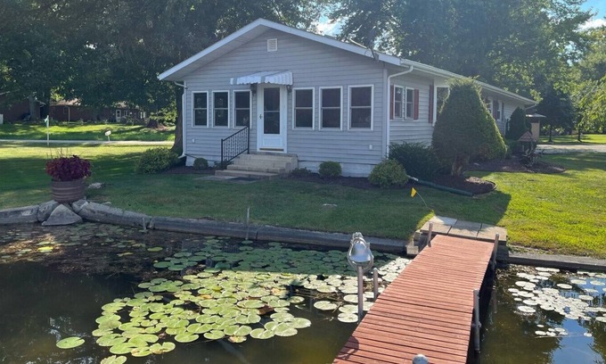 Mill Creek House | Beautiful Lake House steps from the water's edge