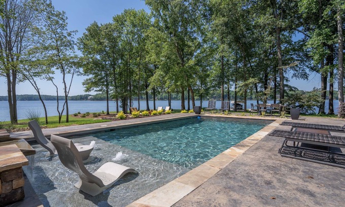 Misty River House | Beautiful Lake Oconee Lake Front Estate with Custom POOL AND HOT TUB