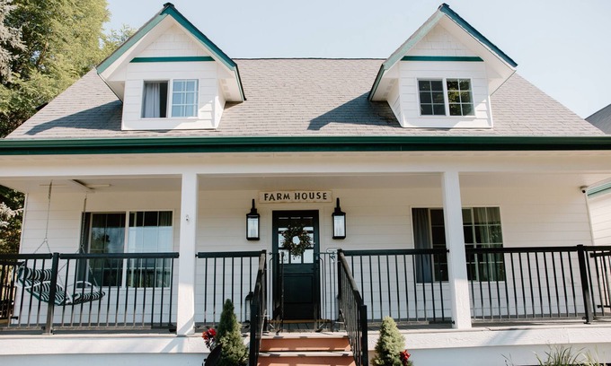 Harrison Other | Beautiful Lake-View Home. Short walk to downtown.