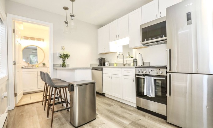 Winnisquam House | Beautiful Lake Views