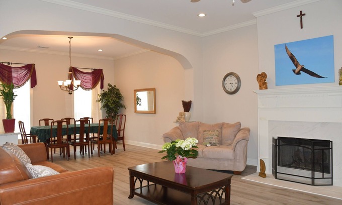 Mobile House | Beautiful Large New House Near U of South AL for 18