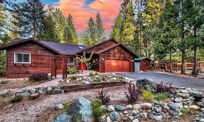 Graeagle Cabin | Beautiful Mountain Retreat in Graeagle!