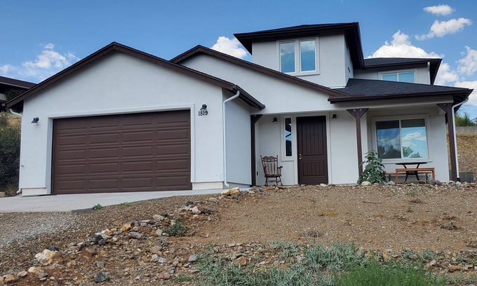 Diamond Valley House | Beautiful new built available in Prescott, Arizona.