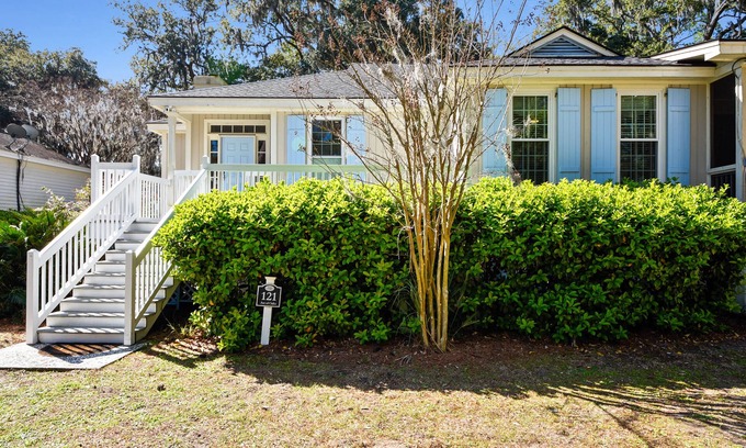 Melrose on the Beach House | Beautiful Ocean View Cottage. Golf cart included with booking. Firepit!