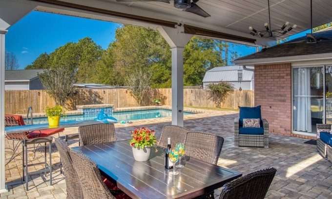 Florida Panhandle House | Beautiful Pool Home and sleeps 10!