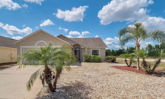 Bridgewater Crossing House | Beautiful pool home