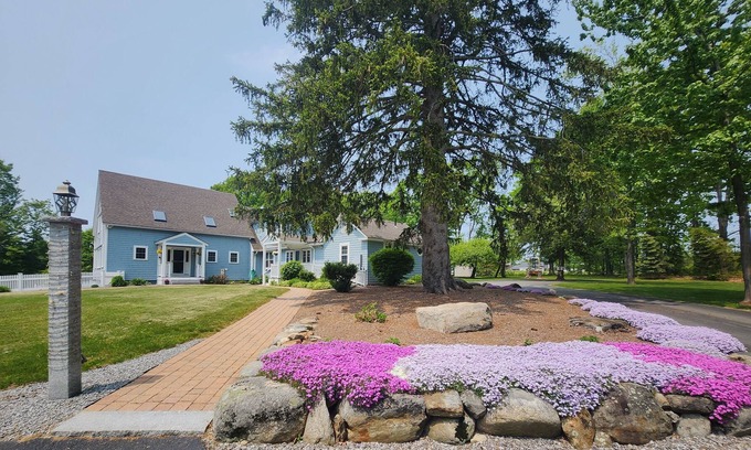 Dunbarton House | Beautiful Post & Beam home with 4 Bedroom, 2.5 baths, and a Hot Tub on back deck