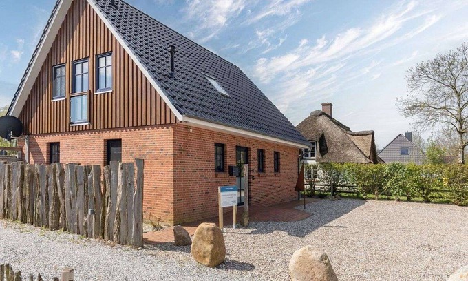 Hauert House | Beautiful private villa for 6 people with WIFI, TV and terrace