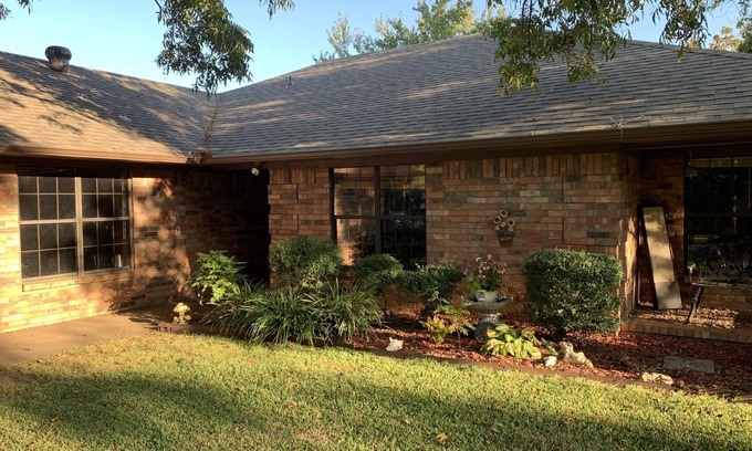 Hugo House | Beautiful, secluded ranch home with 3 bdrm and 2 bath