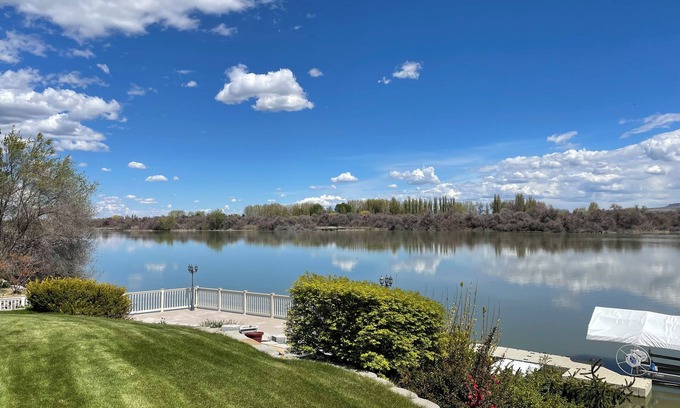 Elba House | Beautiful Snake River Property