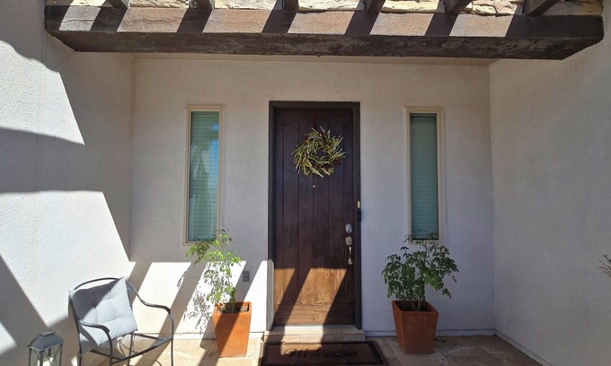 Biggs Field House | Beautiful & Spacious 4-bedroom Home: Game Room, Enclosed Patio, Outdoor Grill