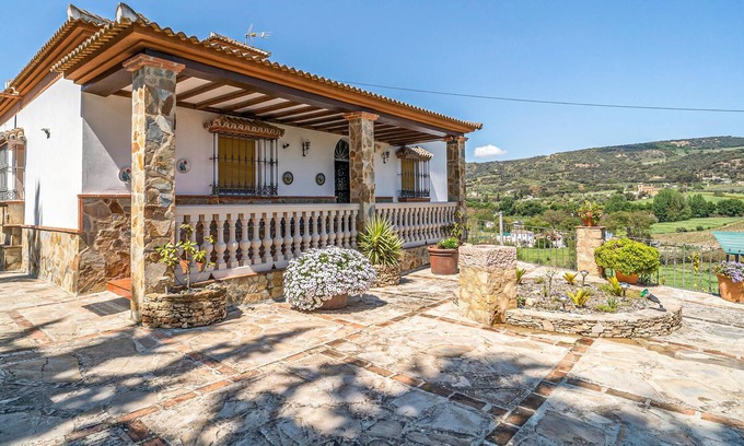 Arriate House | Beautiful spacious house in extensive landscape with private pool and spacious terraces.
