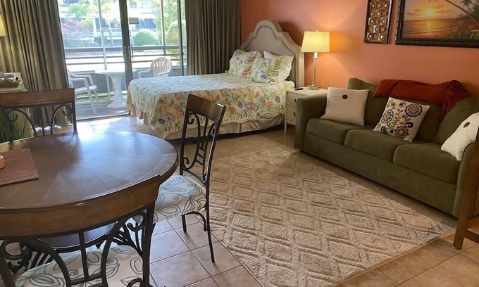 Briarcliffe Acres Apartment | Beautiful Studio Condo in Ocean Creek Resort
