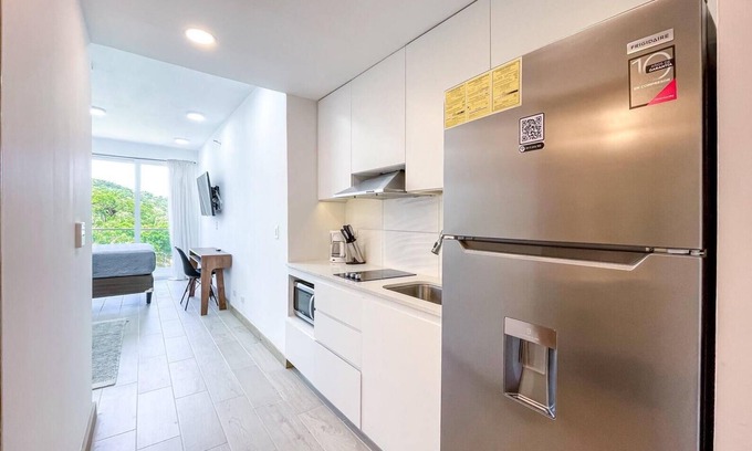 Crawfish Rock Condo | Beautiful Studio in Duna Residences