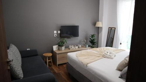 Loutraki Apartment | Beautiful Sweet Brown apartment in the center