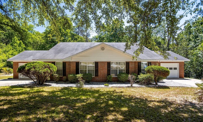 Sumter County House | Beautiful Townhouse Near Shaw AFB