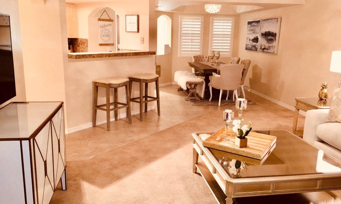 Camelback East Condo | BEAUTIFUL UPDATED FURNISHED RESORT CONDO IN THE ARIZONA BILTMORE