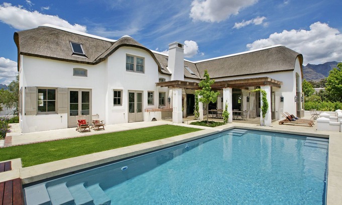 Cape Winelands House | Beautiful villa to experience Franschhoek, Stellenboch and Paarl