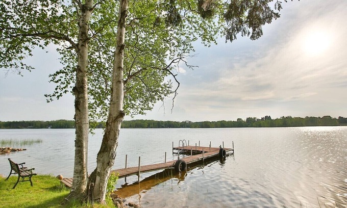 Wolverine House | Beautiful Wildwood Lakefront Chaletn