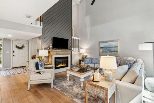 Fernandina Beach House | Beautifully remodeled 2 bedroom 2 bathrooms on the Marsh side of the resort